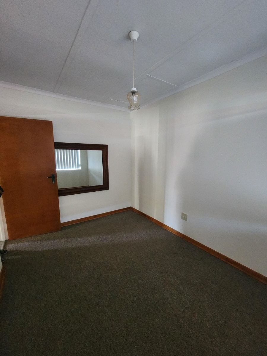7 Bedroom Property for Sale in Hennenman Free State